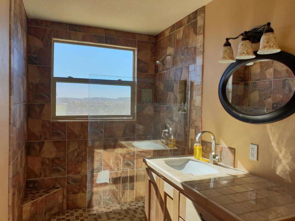 Mountain Harmony Retreat Bed & Breakfast Ramah Bagian luar foto
