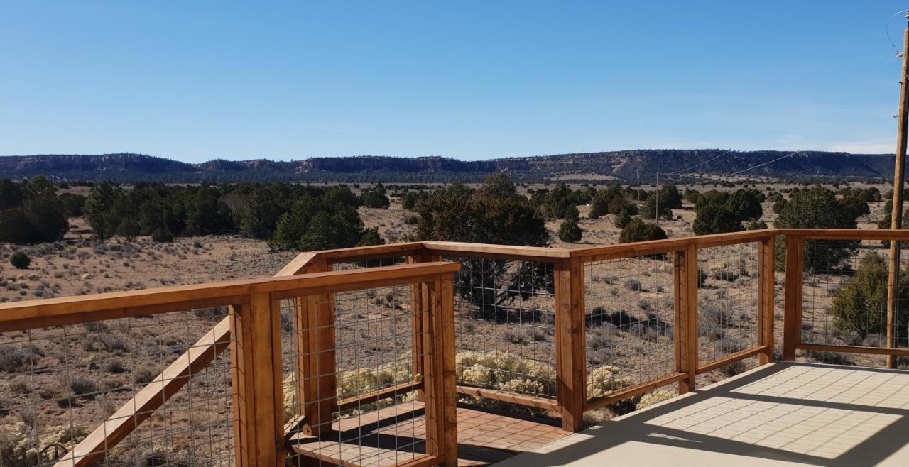 Mountain Harmony Retreat Bed & Breakfast Ramah Bagian luar foto