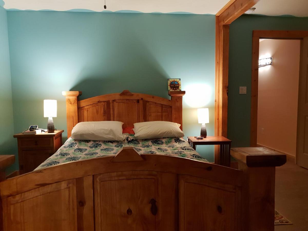 Mountain Harmony Retreat Bed & Breakfast Ramah Bagian luar foto