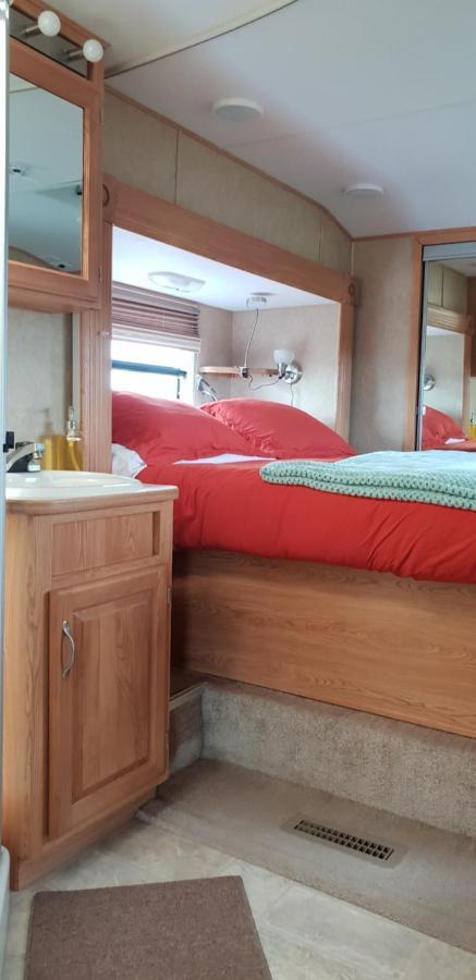 Mountain Harmony Retreat Bed & Breakfast Ramah Bagian luar foto