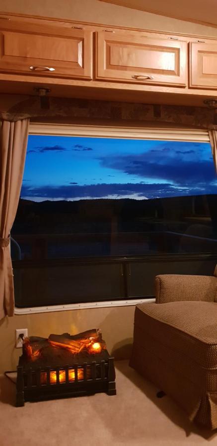 Mountain Harmony Retreat Bed & Breakfast Ramah Bagian luar foto