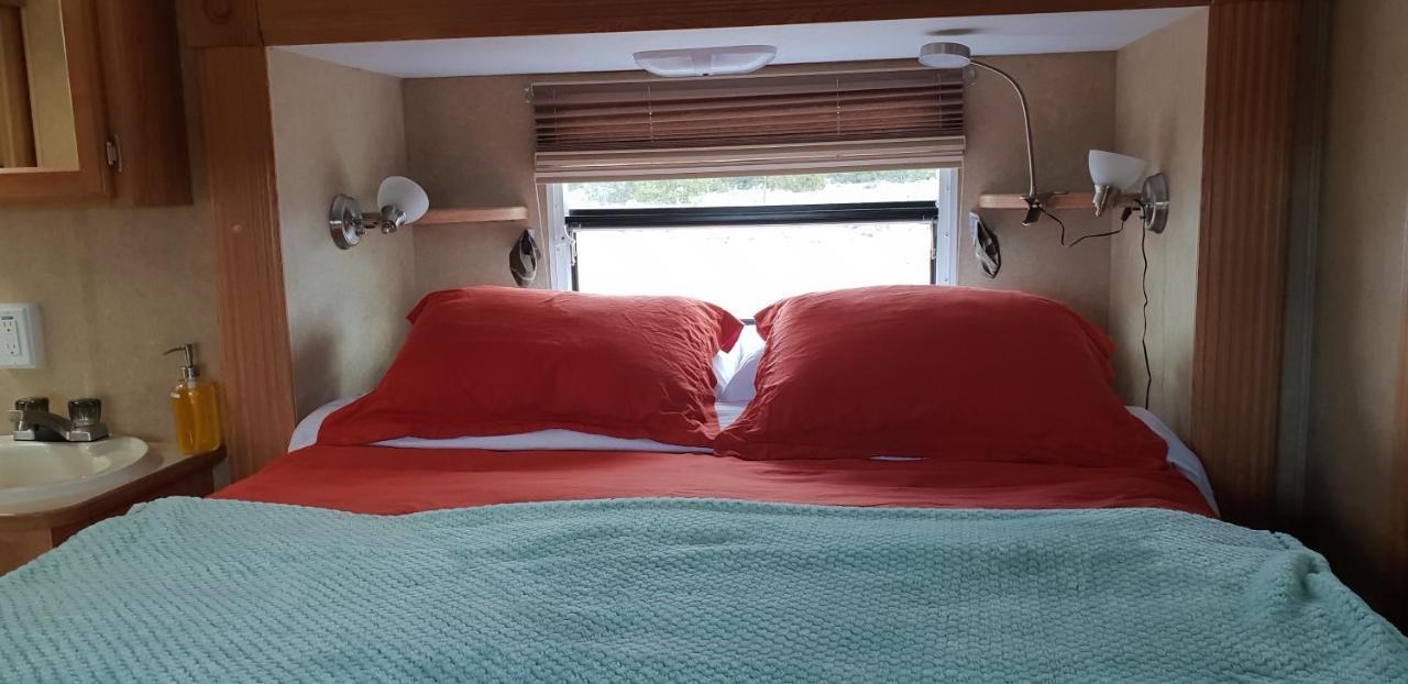 Mountain Harmony Retreat Bed & Breakfast Ramah Bagian luar foto